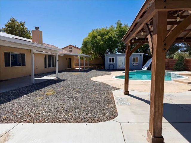 15358 Lookout, Apple Valley, CA 92307