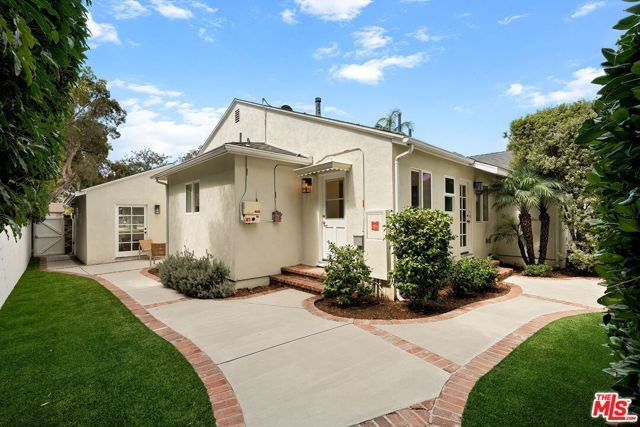 3200 Stoner Avenue, Los Angeles, CA 90066