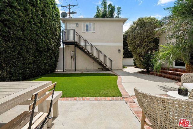 3200 Stoner Avenue, Los Angeles, CA 90066