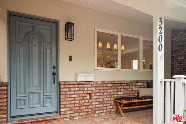 3200 Stoner Avenue, Los Angeles, CA 90066