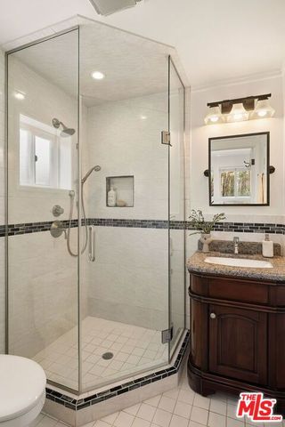 3200 Stoner Avenue, Los Angeles, CA 90066