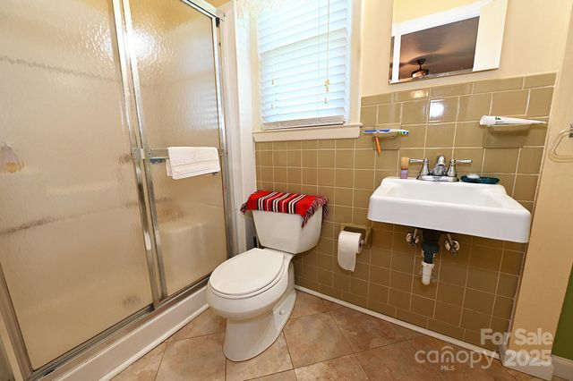 209 Northwood Drive, Morganton, NC 28655