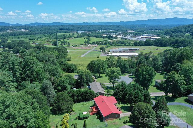 209 Northwood Drive, Morganton, NC 28655