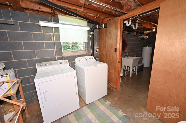 209 Northwood Drive, Morganton, NC 28655
