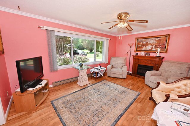 209 Northwood Drive, Morganton, NC 28655