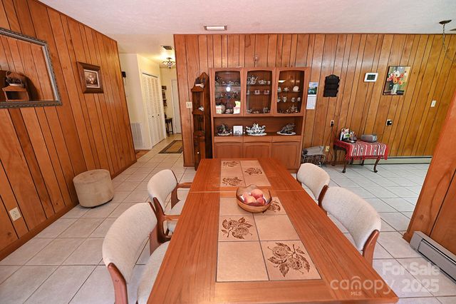 209 Northwood Drive, Morganton, NC 28655