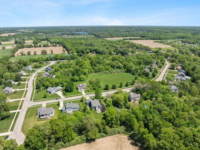 9579 Arrowcrest Drive, Rockford, MI 49341