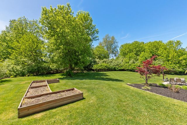 9579 Arrowcrest Drive, Rockford, MI 49341