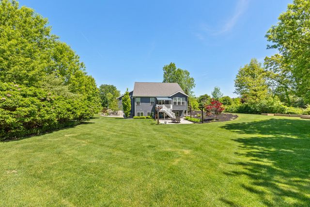 9579 Arrowcrest Drive, Rockford, MI 49341