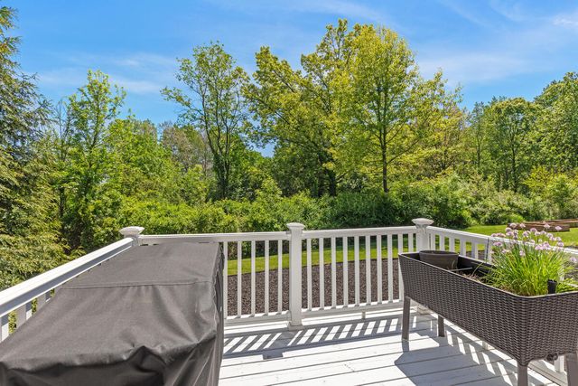 9579 Arrowcrest Drive, Rockford, MI 49341