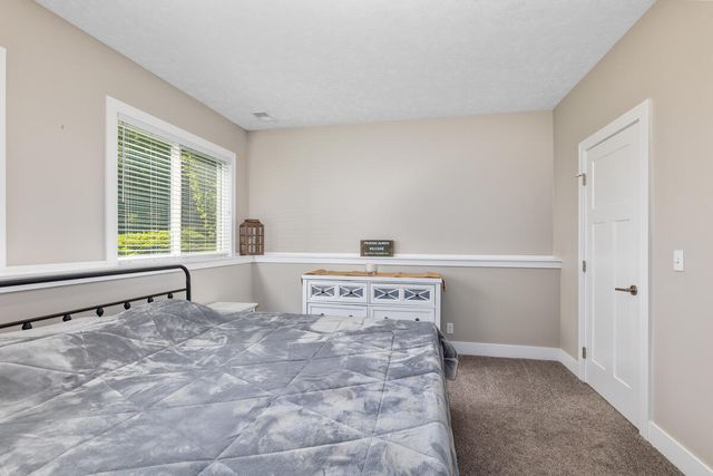 9579 Arrowcrest Drive, Rockford, MI 49341