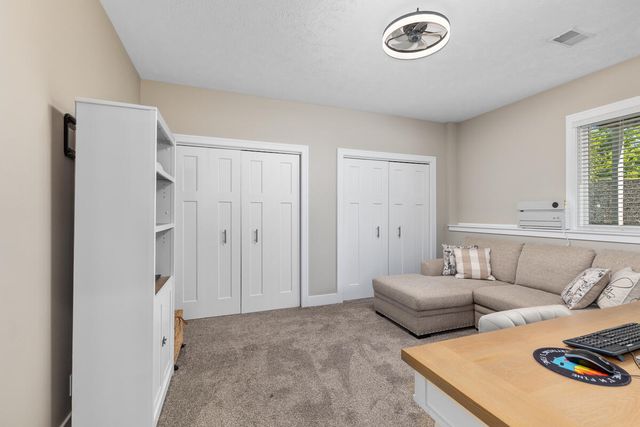 9579 Arrowcrest Drive, Rockford, MI 49341