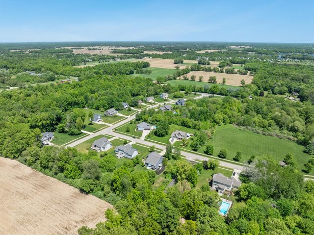 9579 Arrowcrest Drive, Rockford, MI 49341