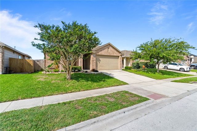 8009 Pavo Real St, Corpus Christi, TX 78414