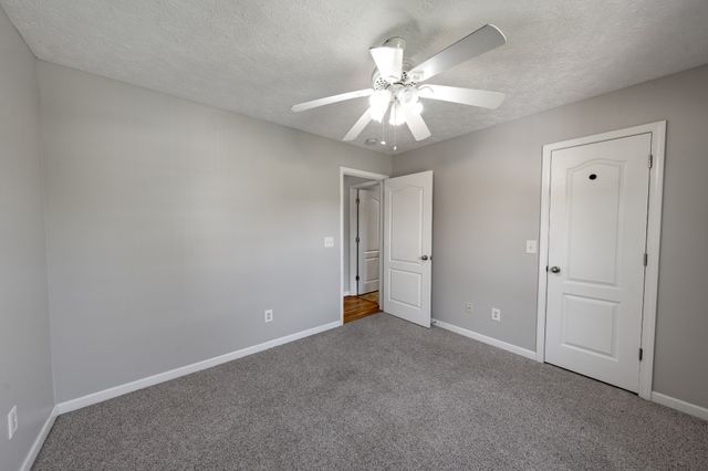 491 White Rd, Portland, TN 37148