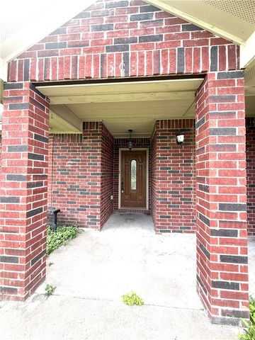 308 Scott St, Alice, TX 78332