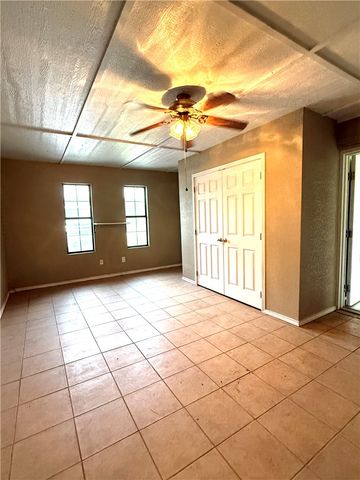 308 Scott St, Alice, TX 78332