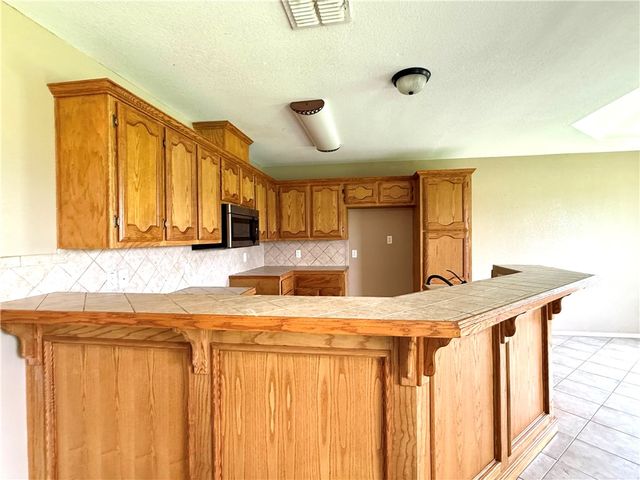 308 Scott St, Alice, TX 78332