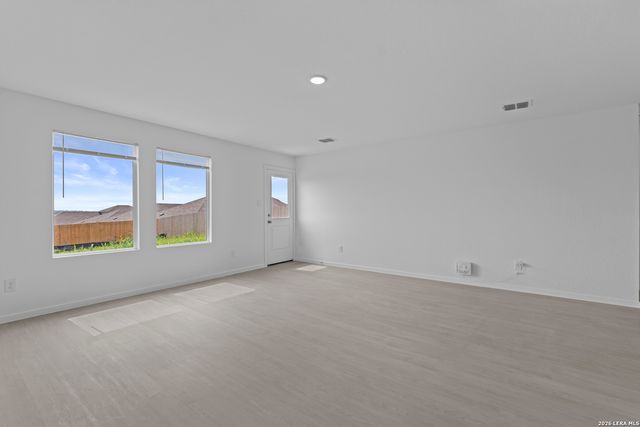 9210 Dassler Springs, Converse, TX 78109