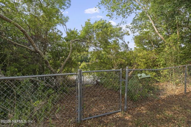 8873 PISCES Circle S, Jacksonville, FL 32222
