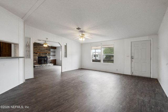 8873 PISCES Circle S, Jacksonville, FL 32222