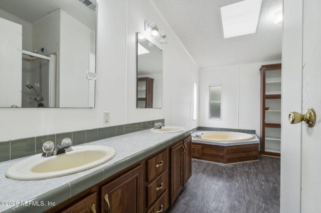 8873 PISCES Circle S, Jacksonville, FL 32222