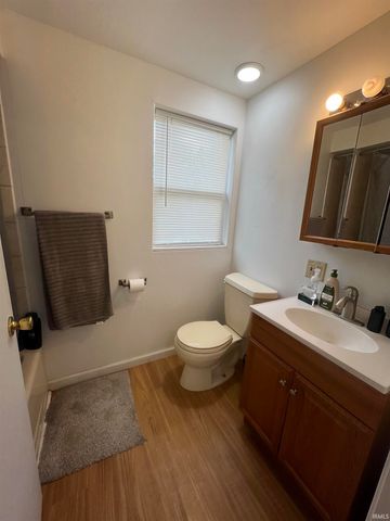 2412 N West Shafer Drive, Monticello, IN 47960