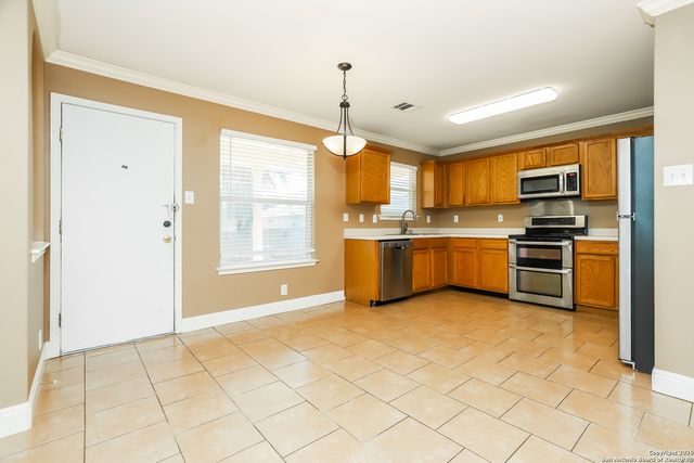 4114 Bear Oak, San Antonio, TX 78223