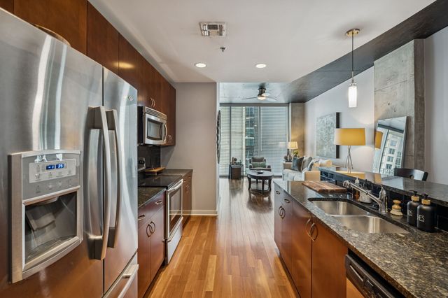 301 Demonbreun St Unit 1713, Nashville, TN 37201