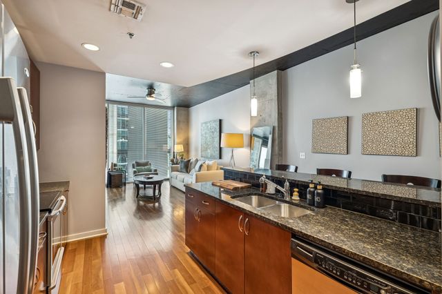 301 Demonbreun St Unit 1713, Nashville, TN 37201