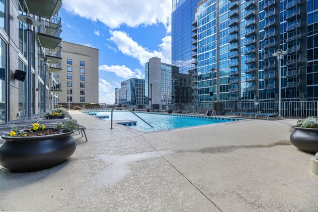 301 Demonbreun St Unit 1713, Nashville, TN 37201