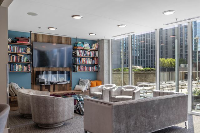 301 Demonbreun St Unit 1713, Nashville, TN 37201