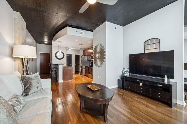 301 Demonbreun St Unit 1713, Nashville, TN 37201