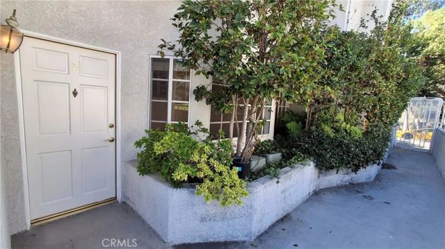 1328 N Columbus Avenue 2, Glendale, CA 91202