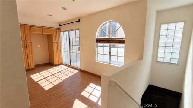 1328 N Columbus Avenue 2, Glendale, CA 91202