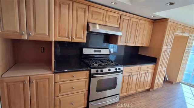1328 N Columbus Avenue 2, Glendale, CA 91202