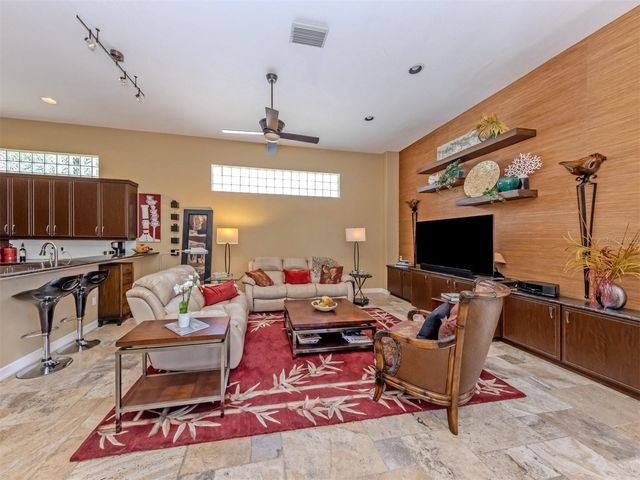 411 WELLINGTON COURT, Venice, FL 34292