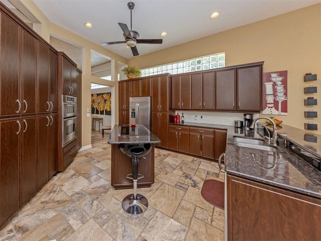 411 WELLINGTON COURT, Venice, FL 34292