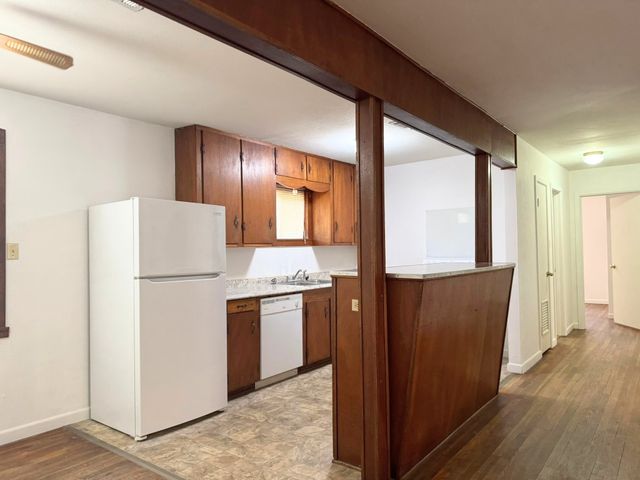 204 E 6th Street, Tolar, TX 76476