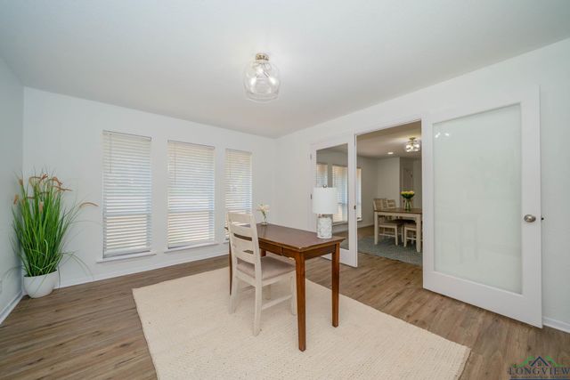 1213 Le Duke Blvd, Longview, TX 75601