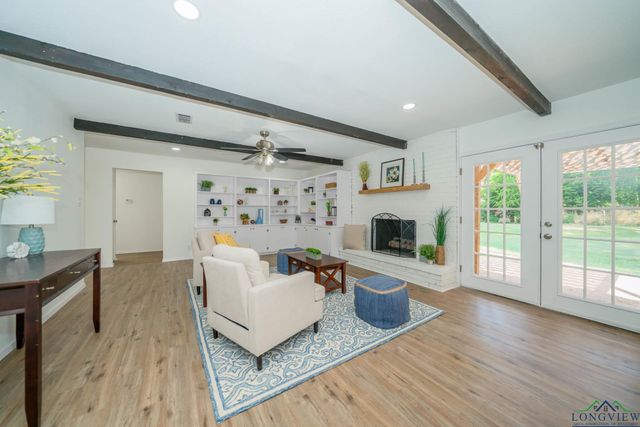 1213 Le Duke Blvd, Longview, TX 75601