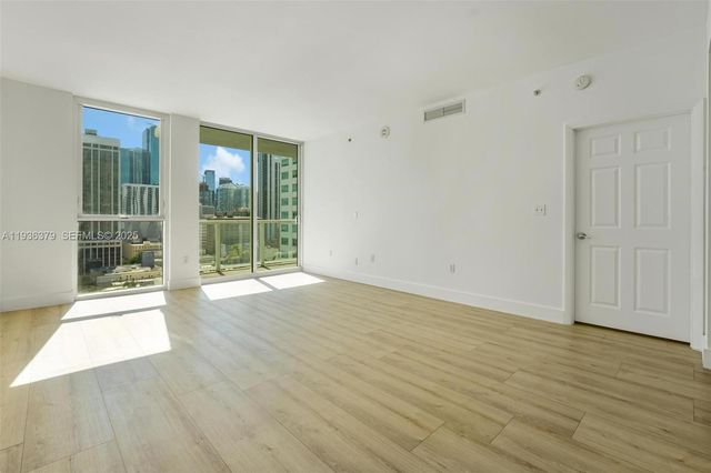 244 Biscayne Blvd 1505, Miami, FL 33132