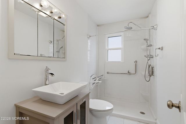 52 Port Monmouth Road, Keansburg, NJ 07734