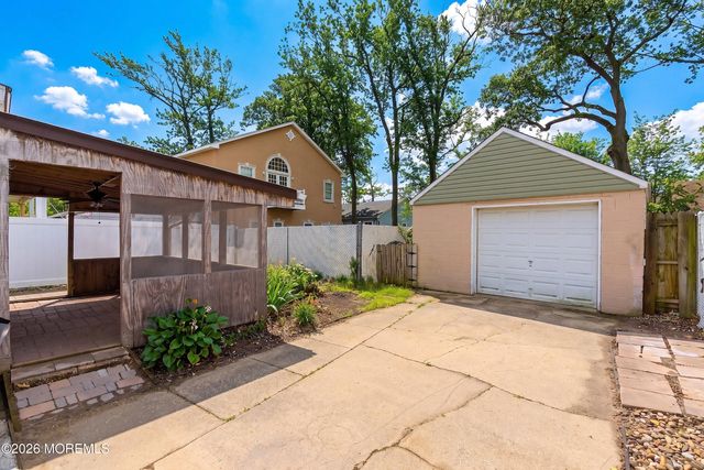 52 Port Monmouth Road, Keansburg, NJ 07734