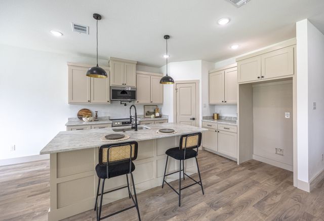 5100 Chapman Street, Fort Worth, TX 76105