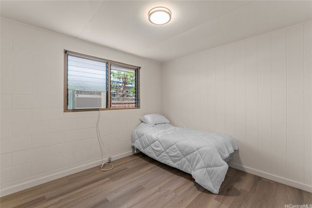 2105 Algaroba Street, Honolulu, HI 96826