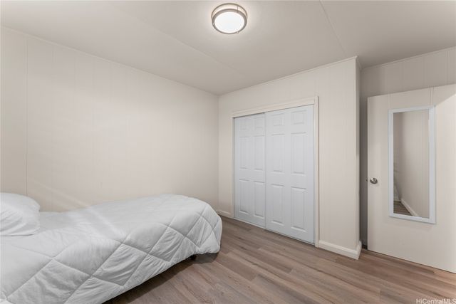 2105 Algaroba Street, Honolulu, HI 96826