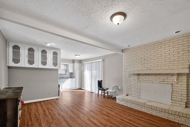 8207 Dreher Lane, Little Rock, AR 72209