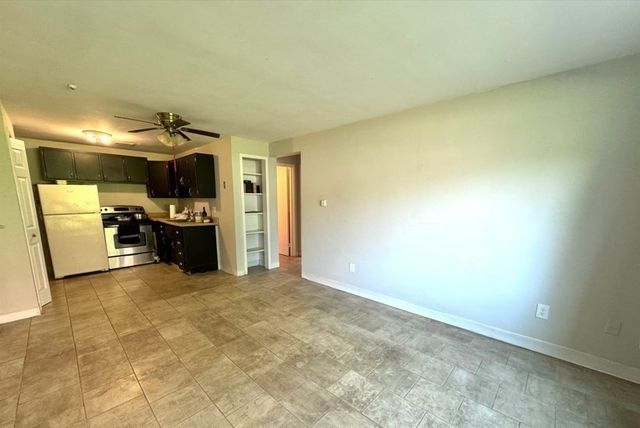 109 Warren St 3, Watertown, MA 02472