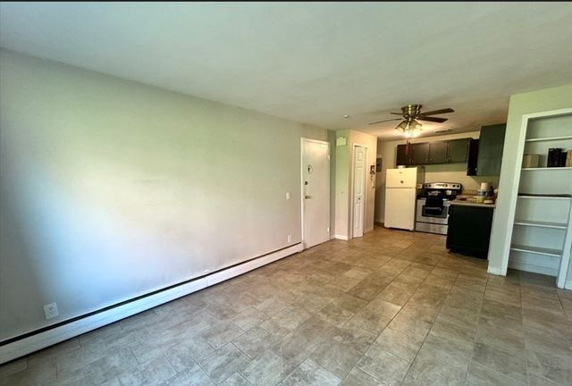 109 Warren St 3, Watertown, MA 02472